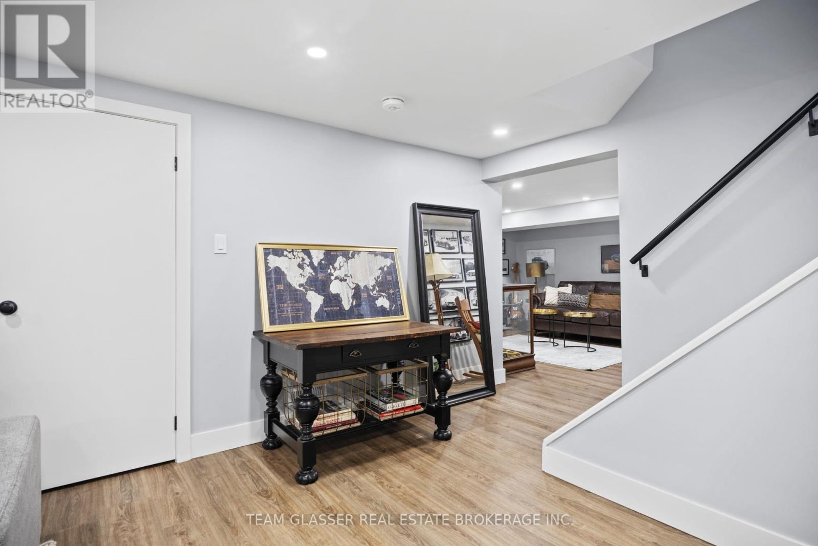 20 Parkview Drive, St. Thomas, ON - Indoor Photo Showing Other Room