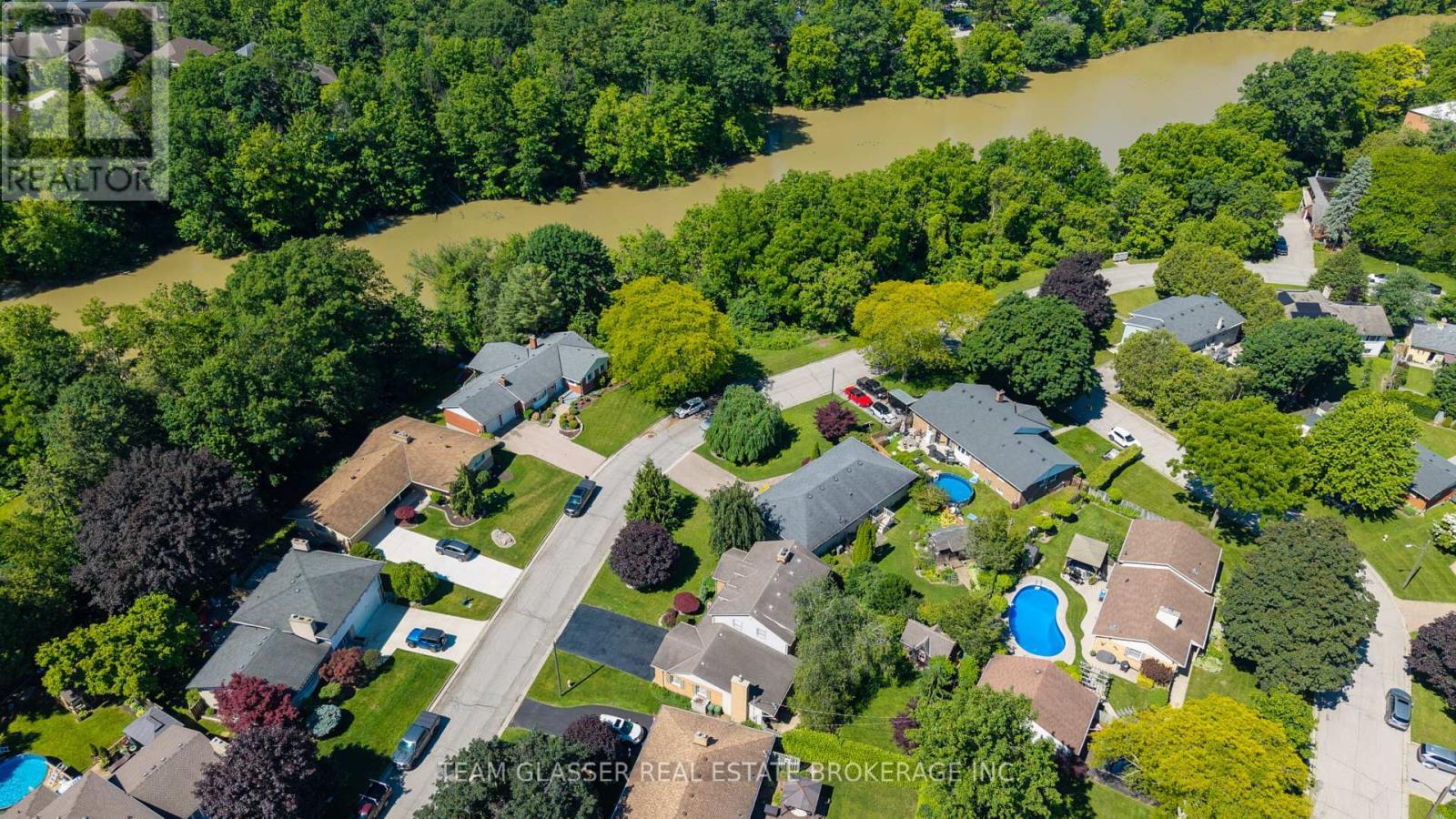 View of Pinafore Lake - 20 Parkview Drive, St. Thomas, ON - Outdoor With View