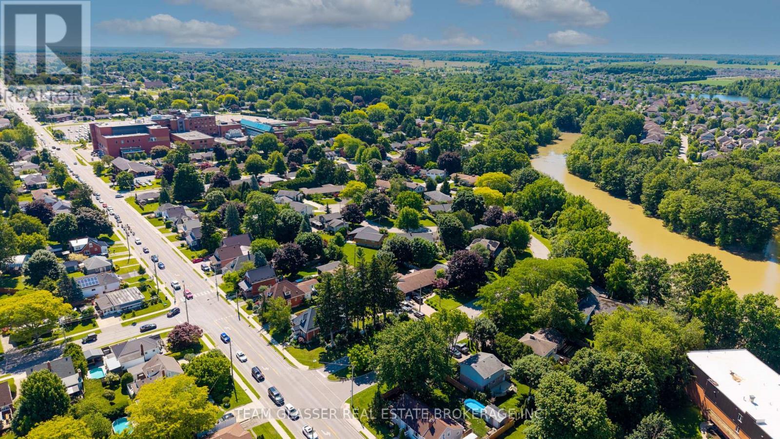 View of Pinafore Lake & Hospital - 20 Parkview Drive, St. Thomas, ON - Outdoor With View