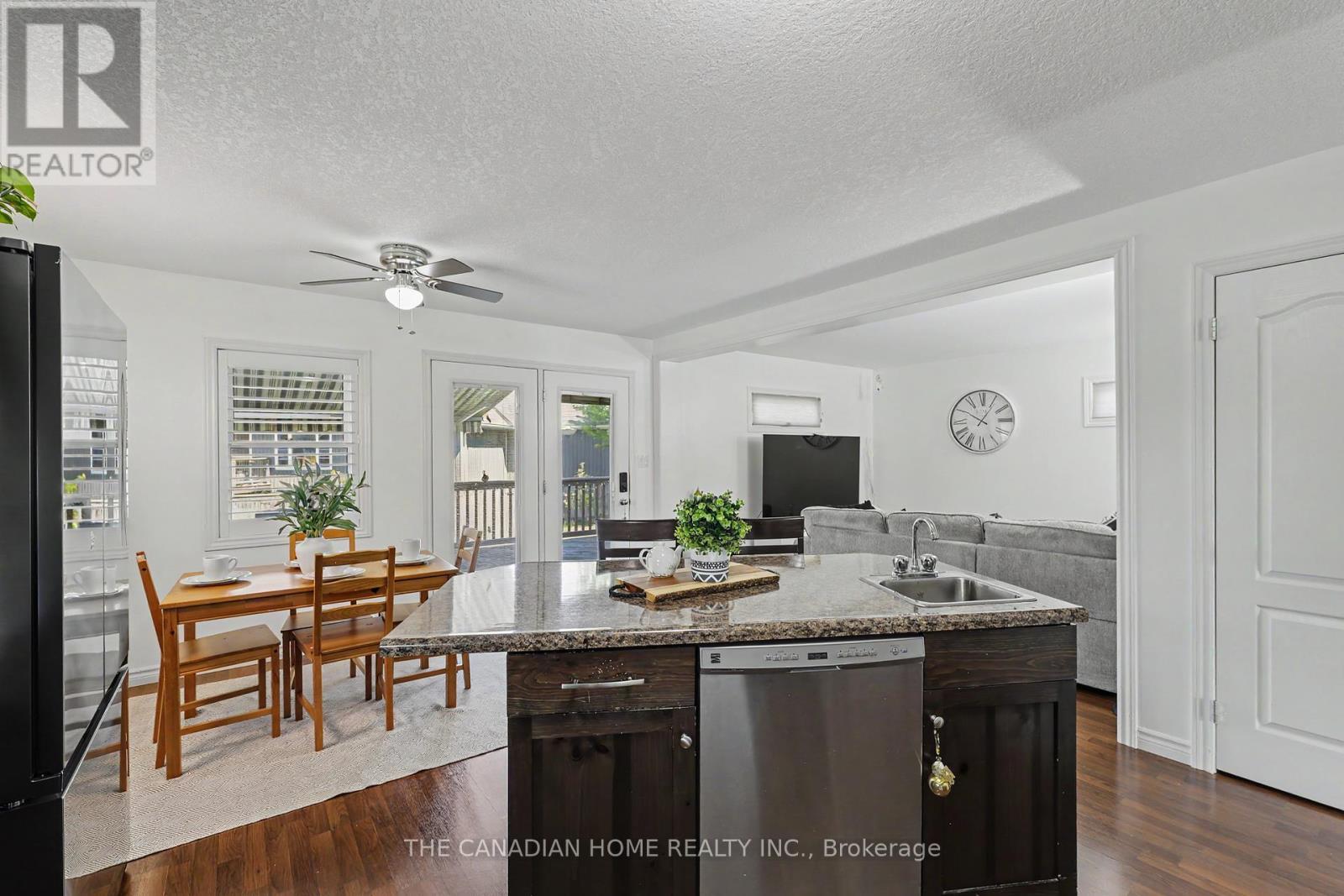 219 Picton Street E, Goderich (Goderich (Town)), ON - Indoor