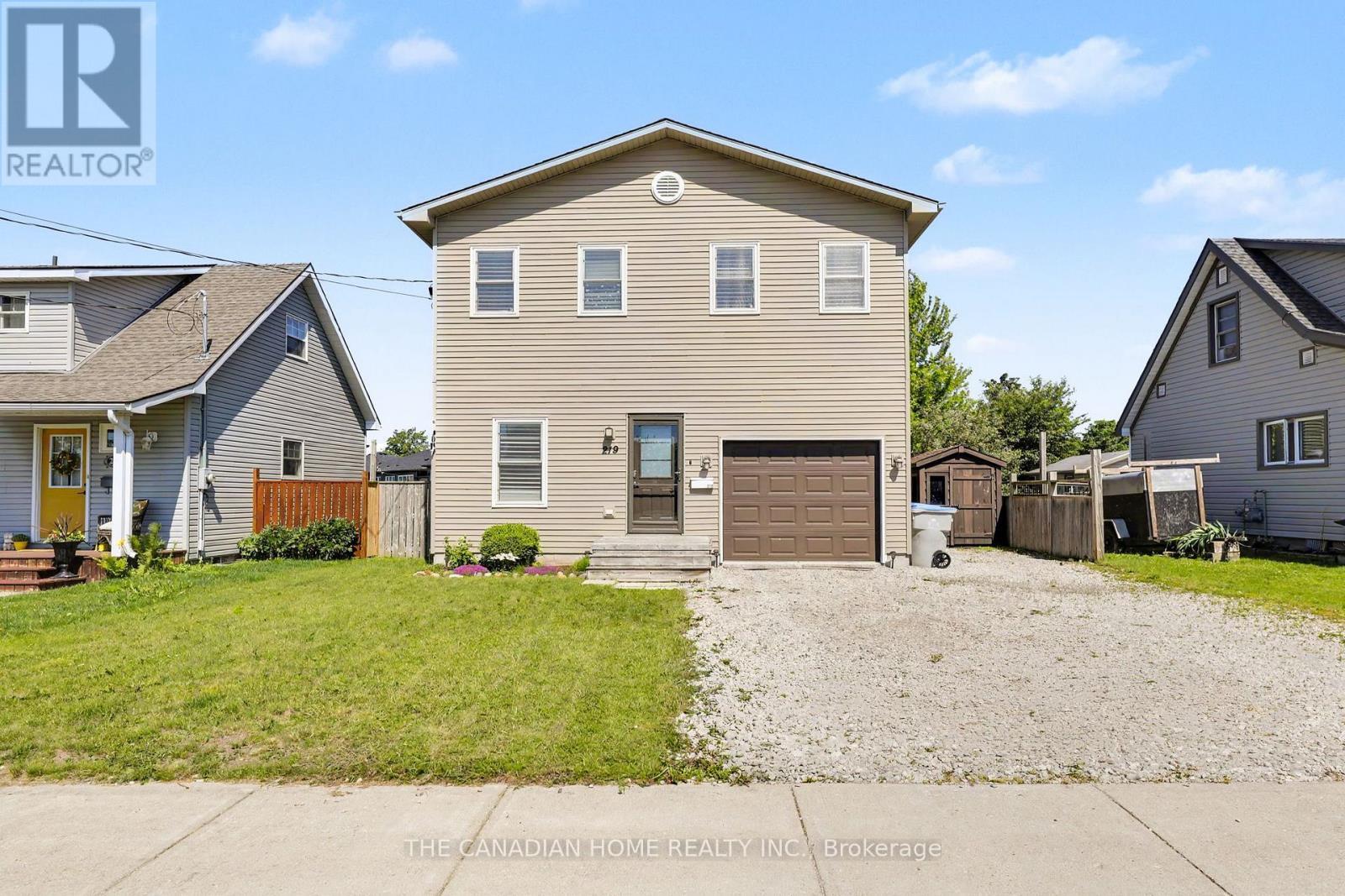 219 Picton Street E, Goderich (Goderich (Town)), ON - Outdoor