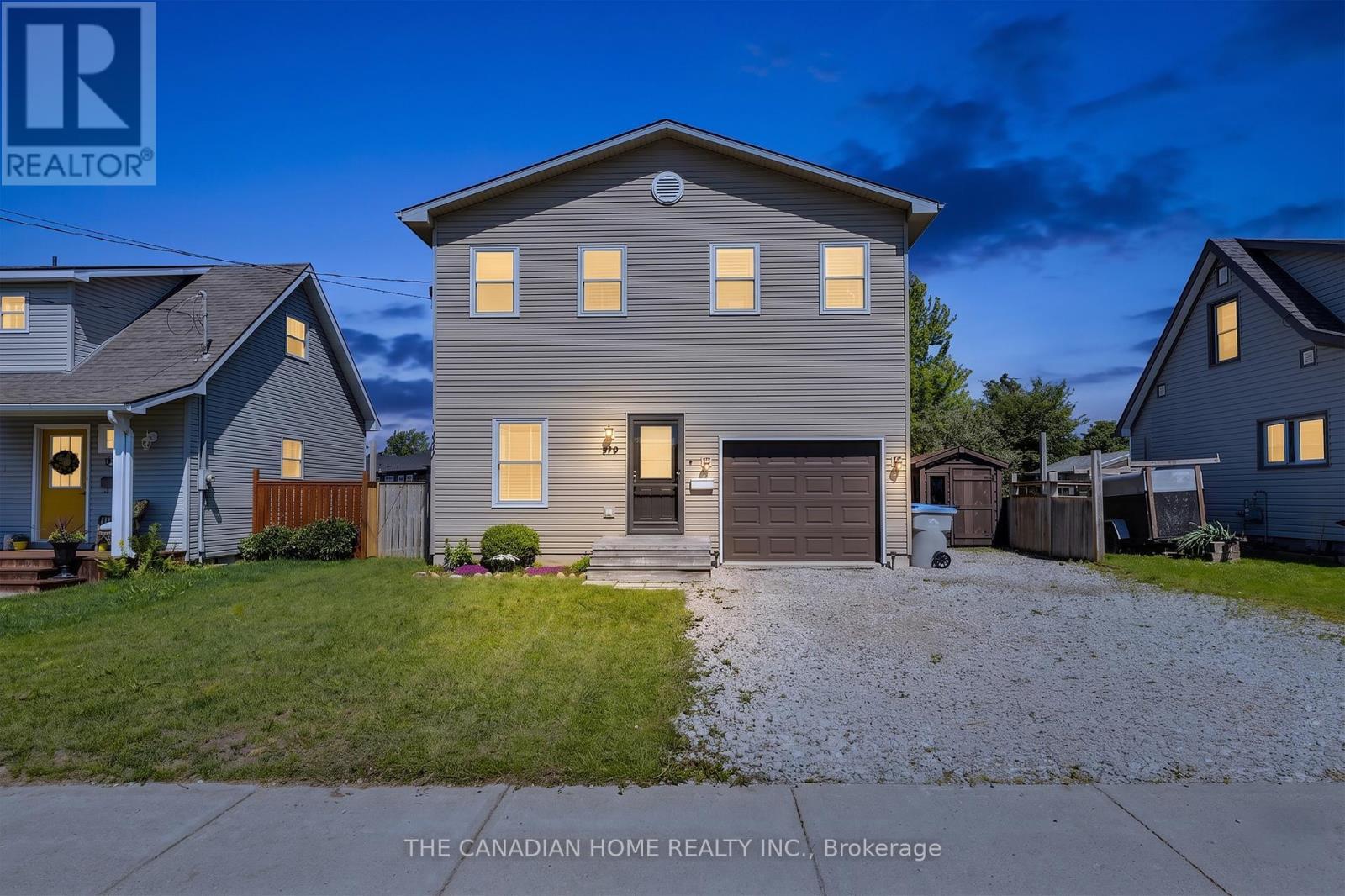 219 Picton Street E, Goderich (Goderich (Town)), ON - Outdoor