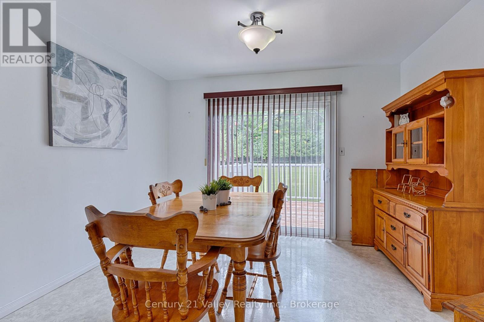 33949 41 Highway, Bonnechere Valley, ON - Indoor Photo Showing Dining Room