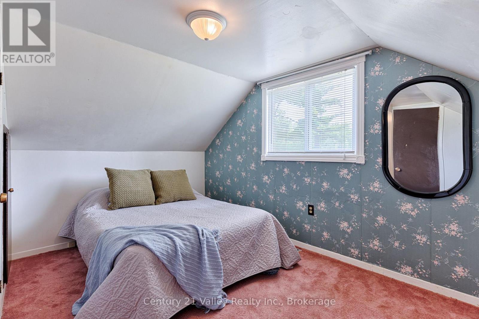 33949 41 Highway, Bonnechere Valley, ON - Indoor Photo Showing Bedroom