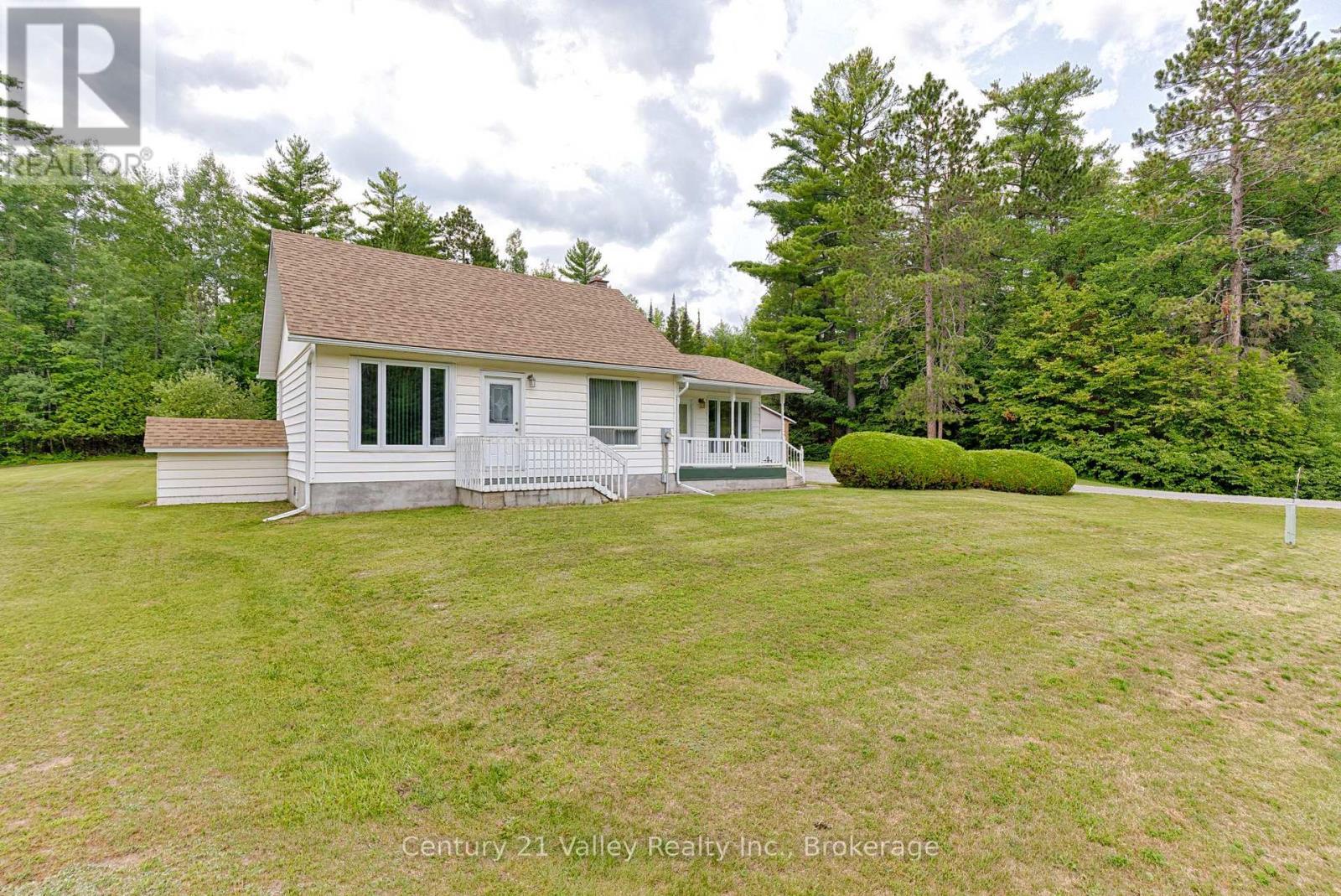 33949 41 Highway, Bonnechere Valley, ON - Outdoor