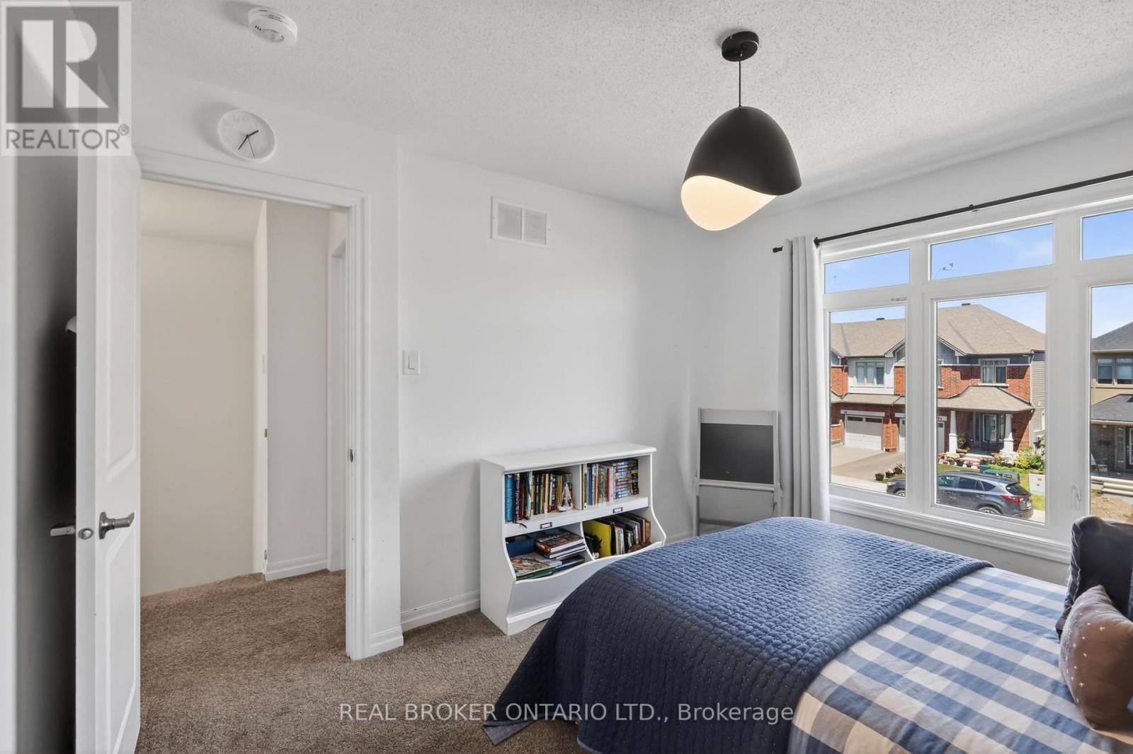 91 Chevron Place, Ottawa, ON - Indoor Photo Showing Bedroom