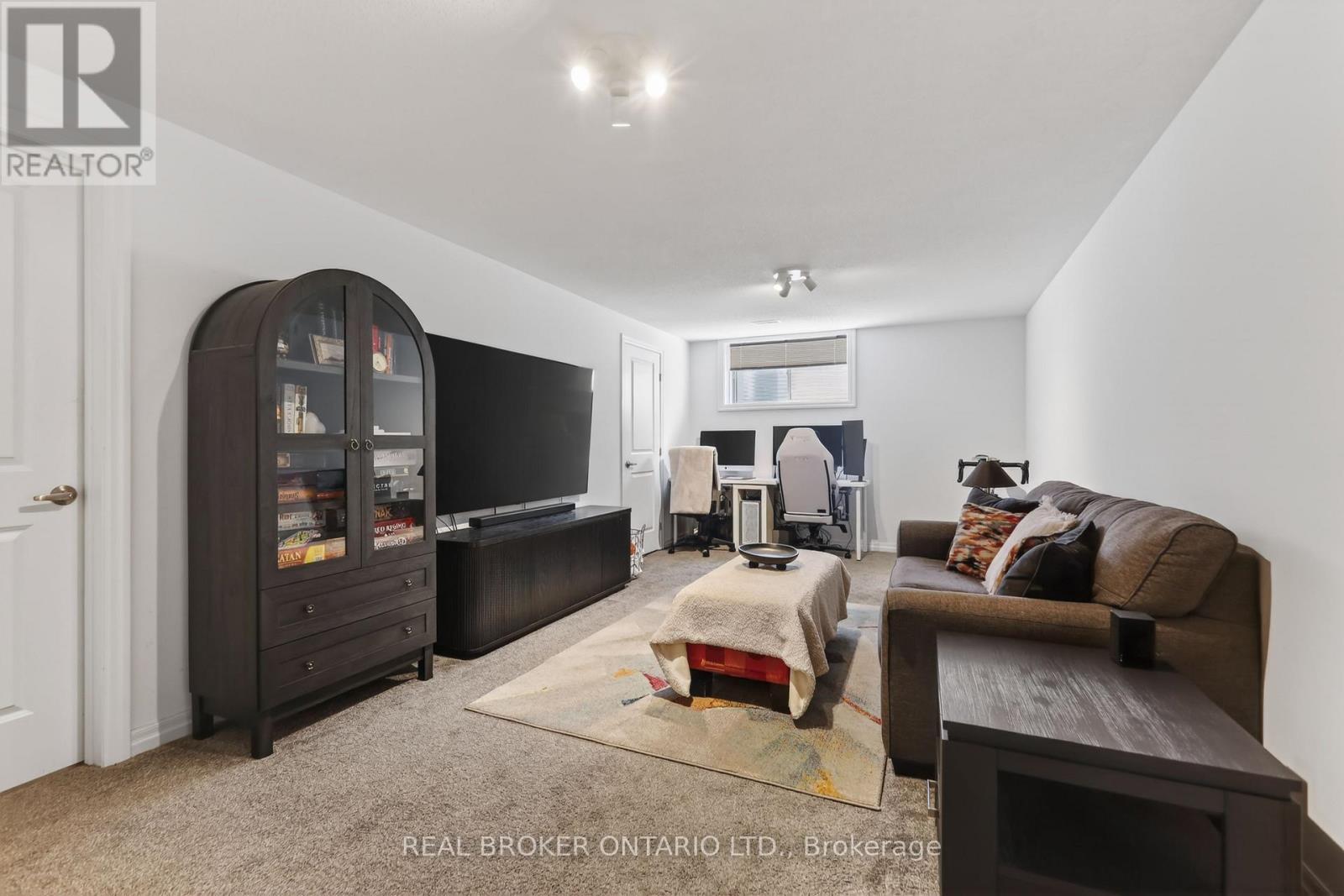 91 Chevron Place, Ottawa, ON - Indoor Photo Showing Other Room