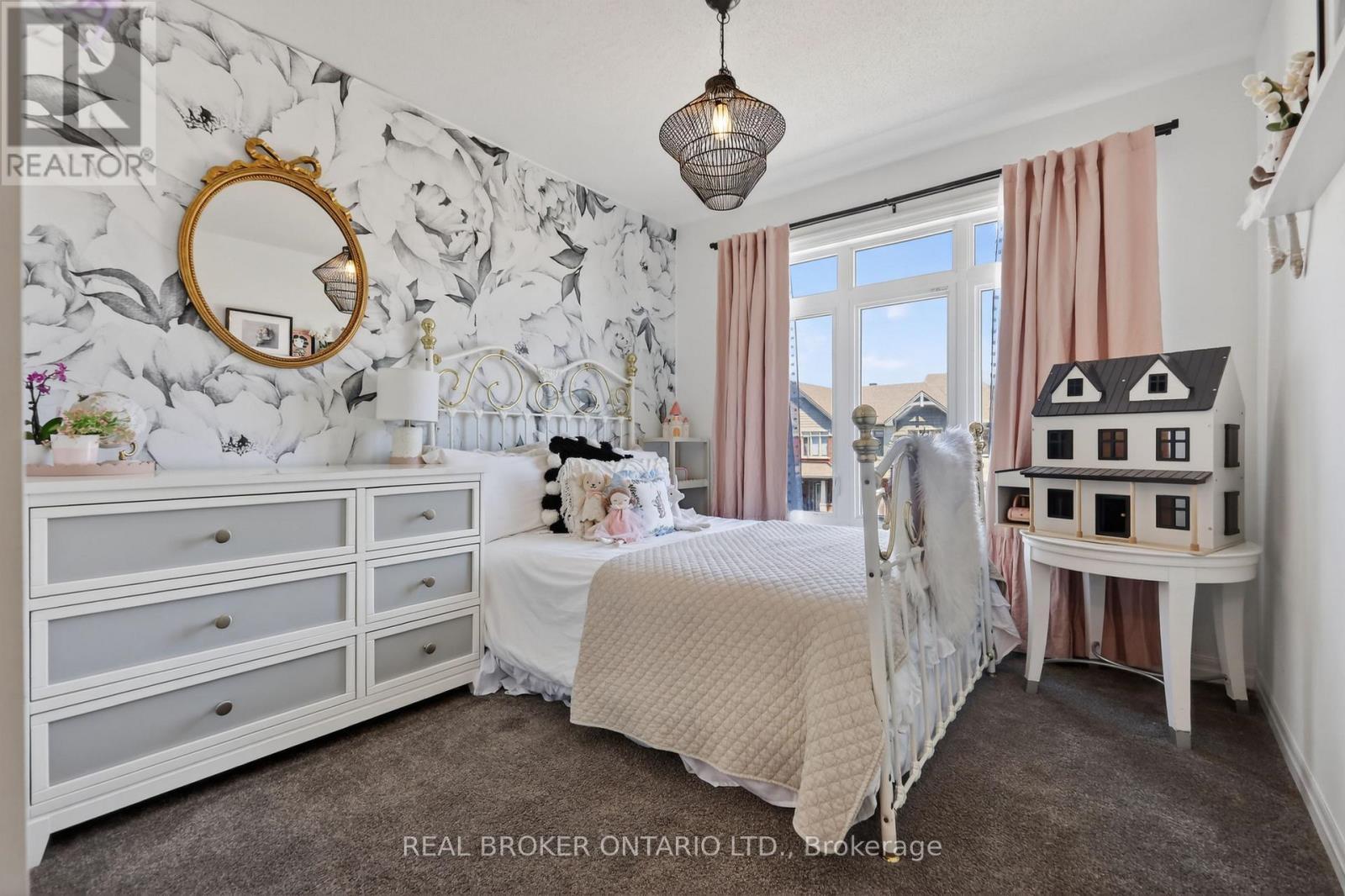 91 Chevron Place, Ottawa, ON - Indoor Photo Showing Bedroom
