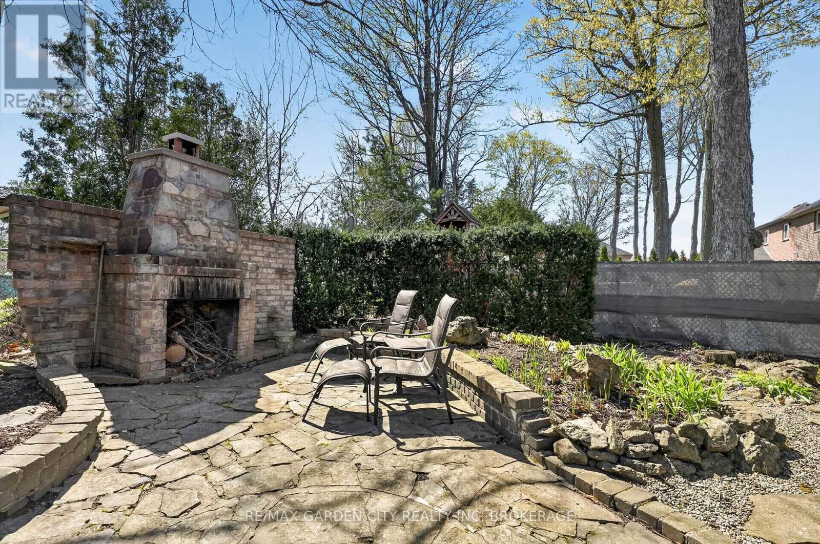 734 Brigadoon Drive, Hamilton (Gourley), ON - Outdoor