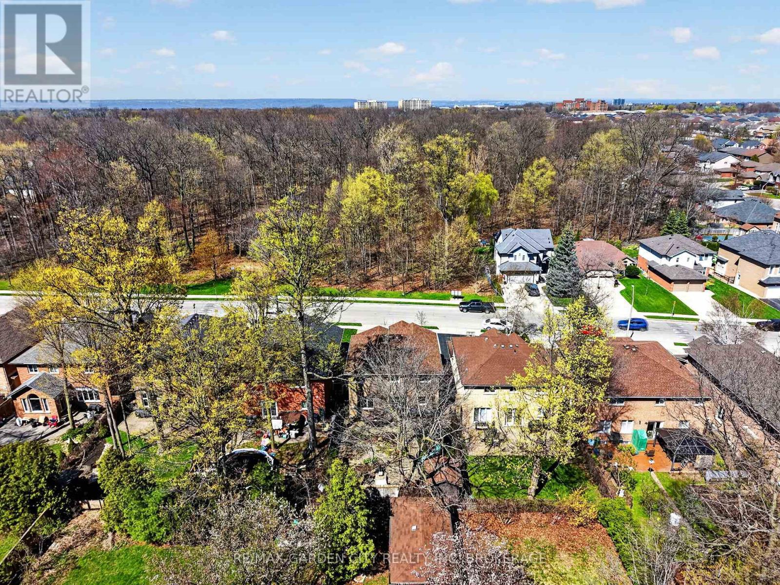 734 Brigadoon Drive, Hamilton (Gourley), ON - Outdoor With View