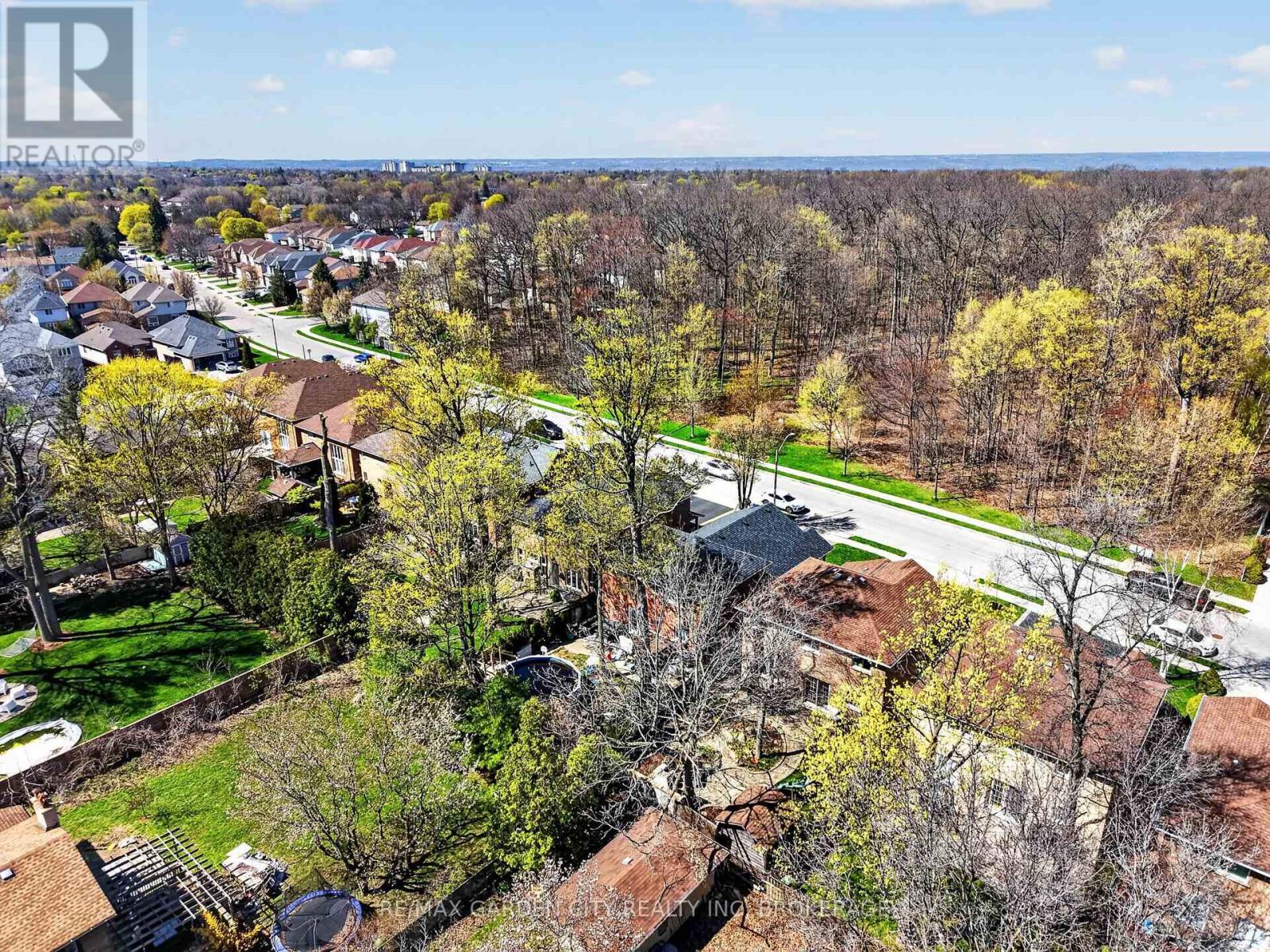 734 Brigadoon Drive, Hamilton (Gourley), ON - Outdoor With View