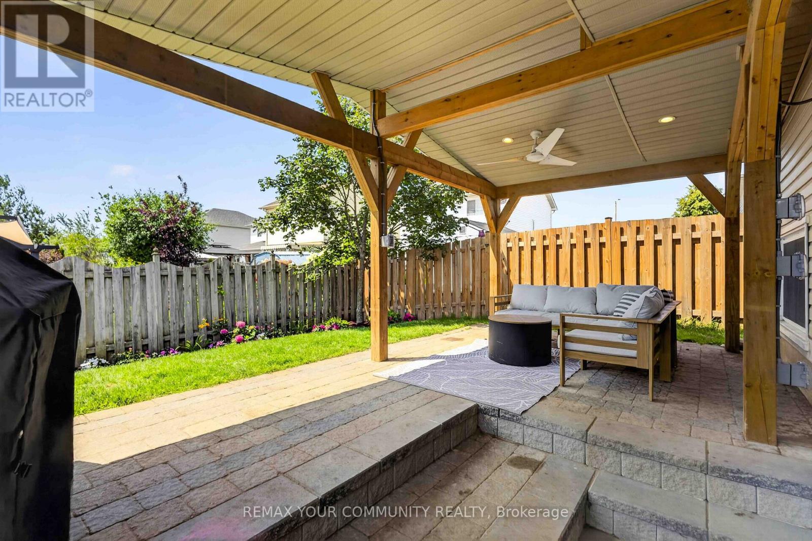 1038 Grandlea Court, Oshawa, ON - Outdoor With Deck Patio Veranda With Exterior