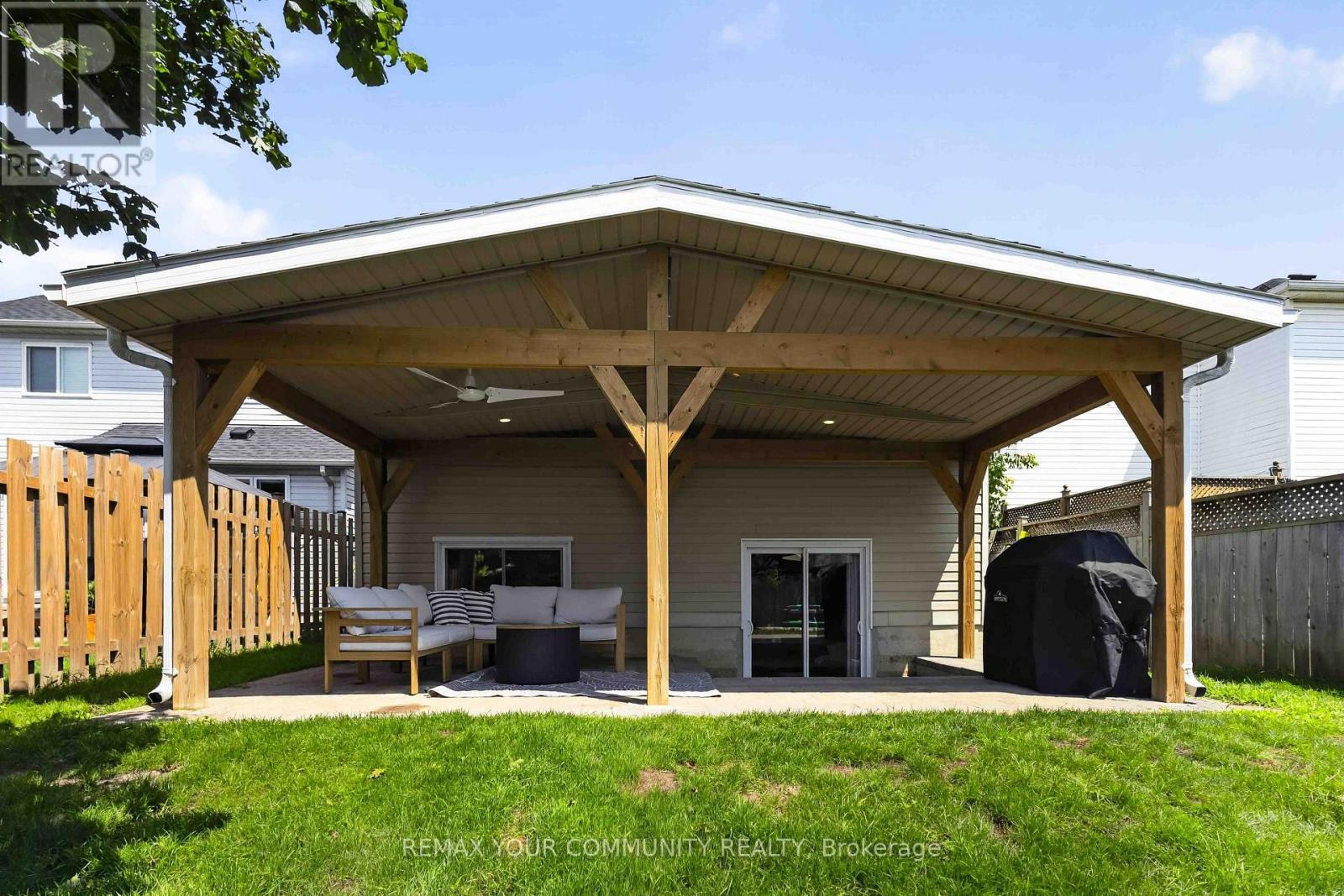 1038 Grandlea Court, Oshawa, ON - Outdoor With Deck Patio Veranda