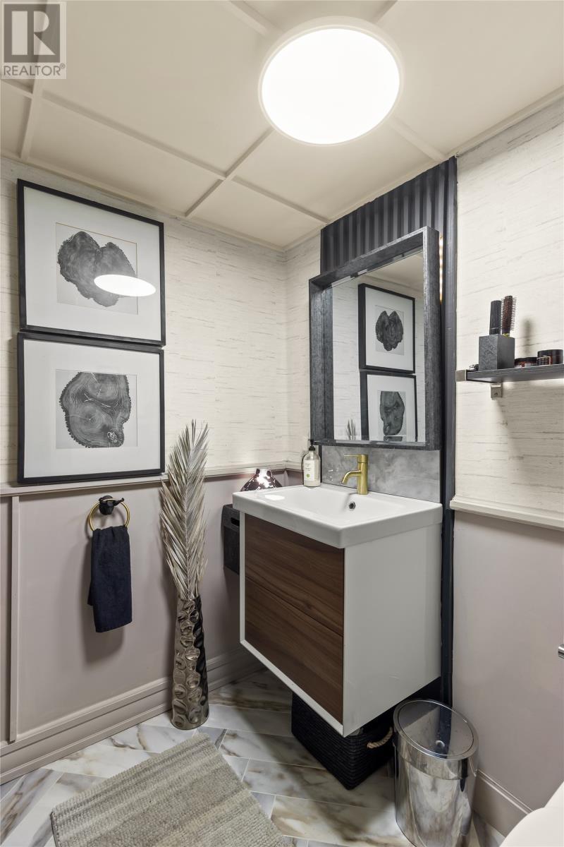 10 Janes Lane, Upper Island Cove, NL - Indoor Photo Showing Bathroom