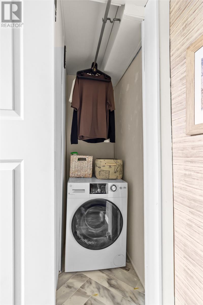 10 Janes Lane, Upper Island Cove, NL - Indoor Photo Showing Laundry Room