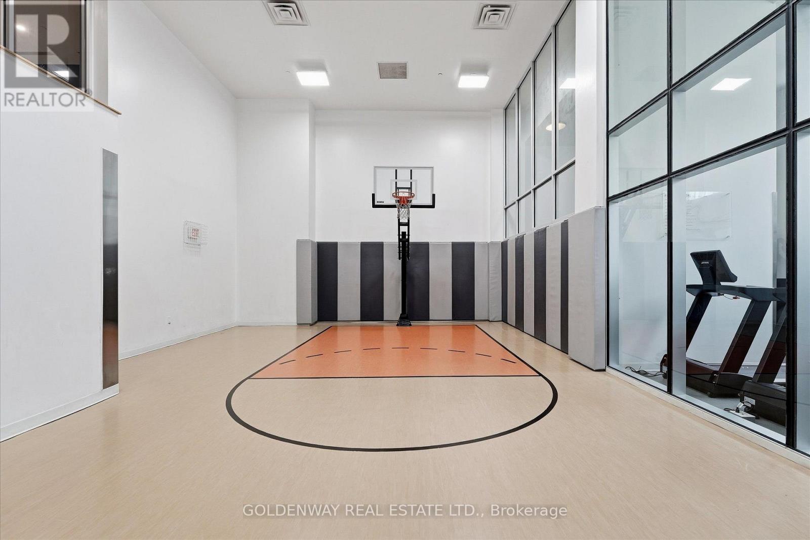 5015 - 11 Brunel Court, Toronto, ON - Indoor Photo Showing Other Room