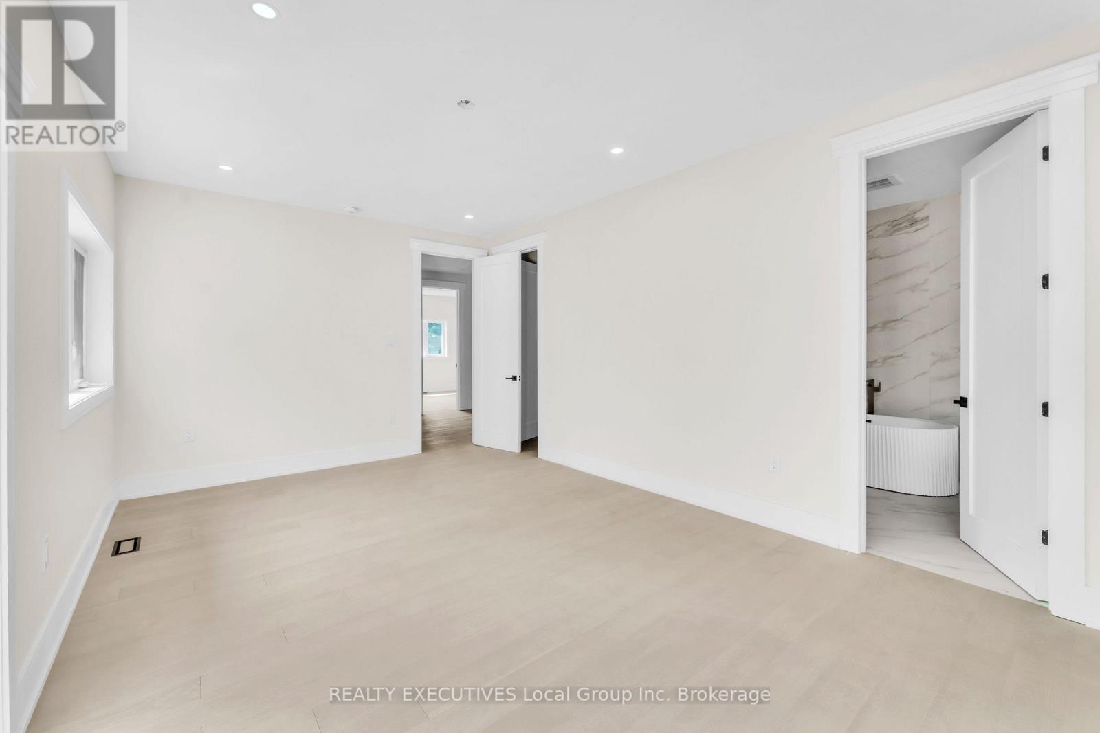 29 Shallot Crescent, North Bay (Birchaven), ON - Indoor Photo Showing Other Room