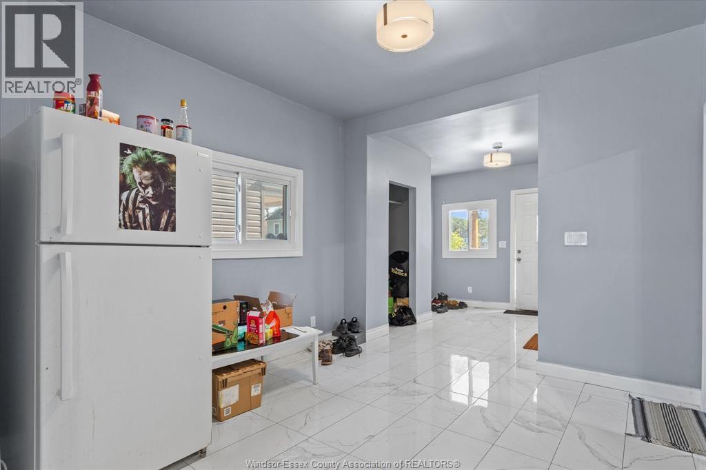 686 Church Street, Windsor, ON - Indoor Photo Showing Other Room