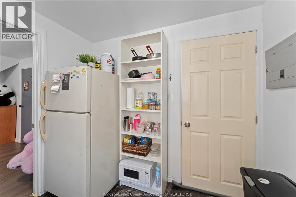 686 Church Street, Windsor, ON - Indoor