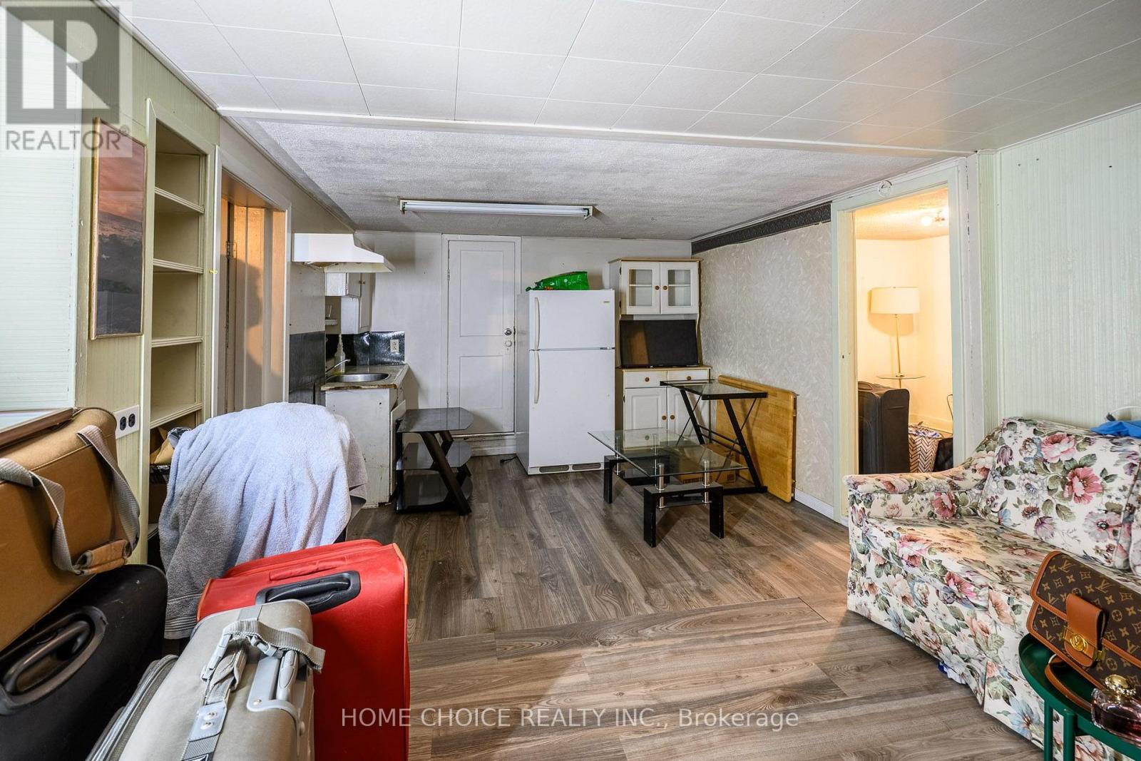 305 Maple Street N, Timmins, ON - Indoor