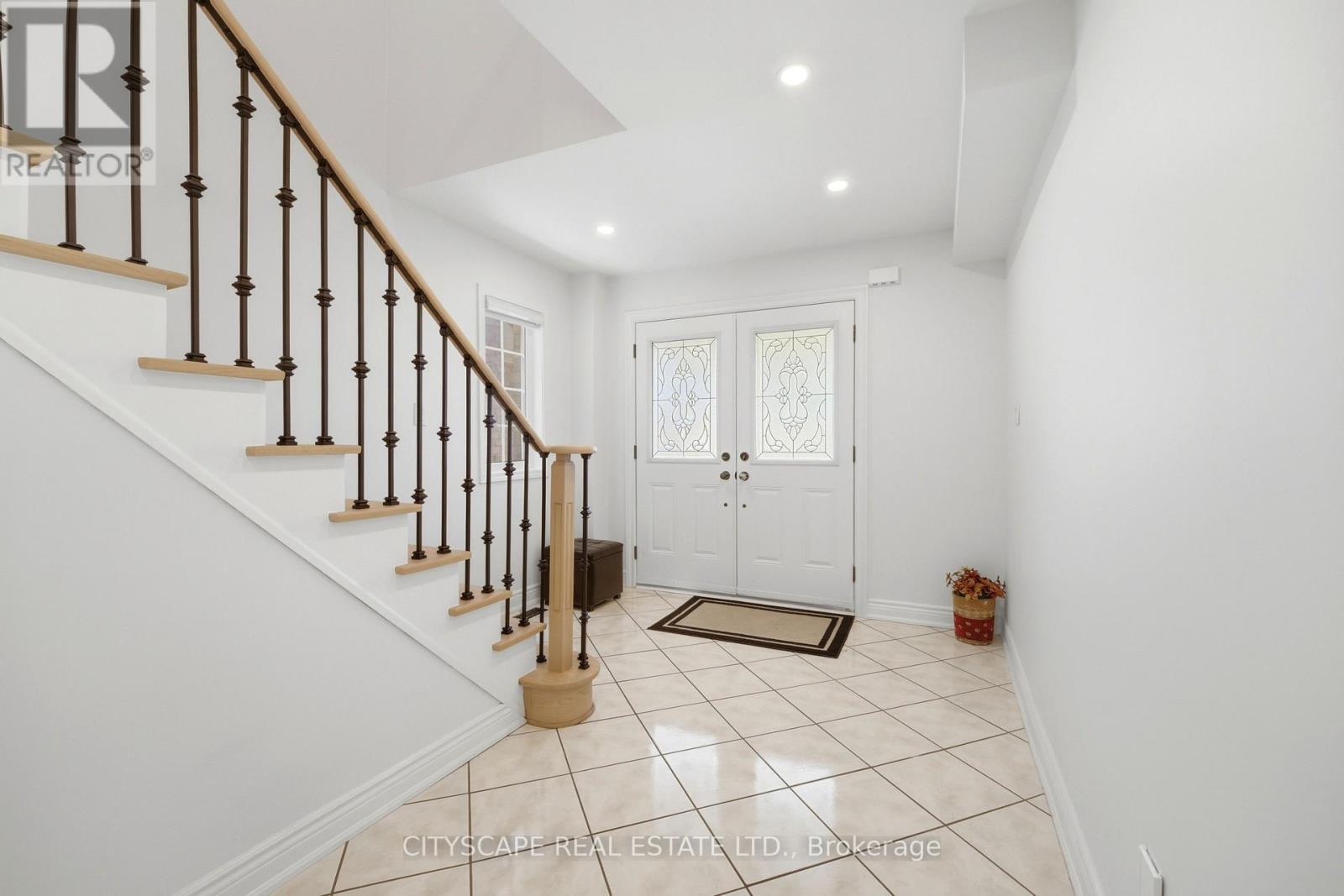 67 Buick Boulevard, Brampton, ON - Indoor Photo Showing Other Room