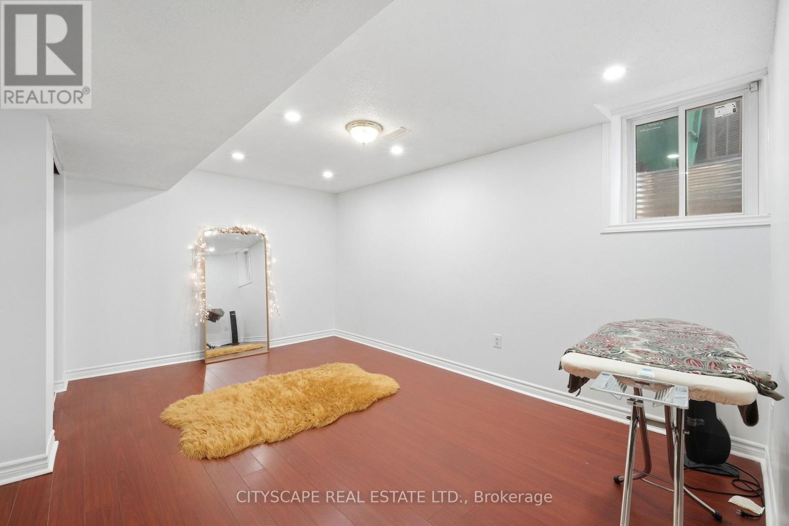 67 Buick Boulevard, Brampton, ON - Indoor Photo Showing Other Room