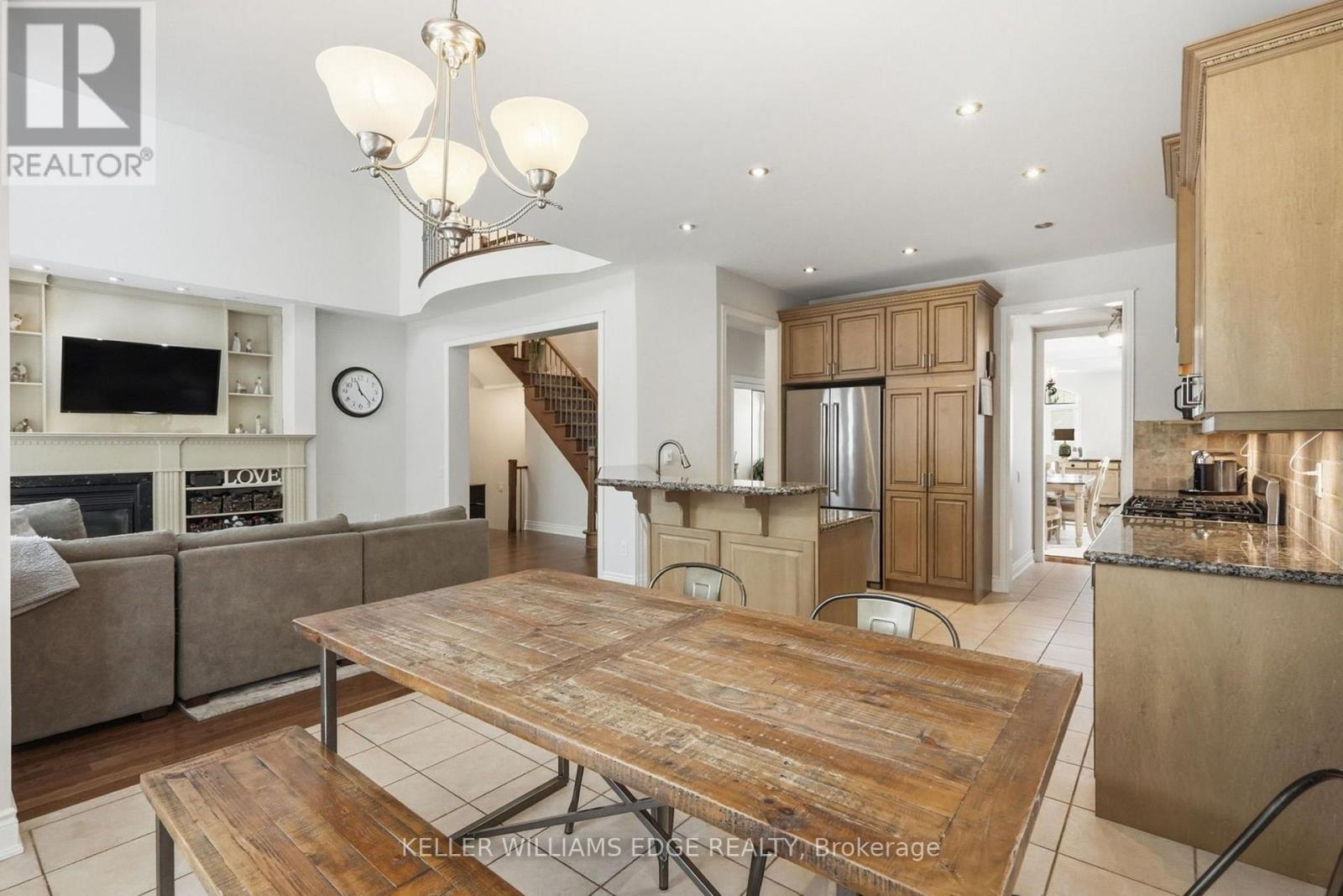 3256 Raspberry Bush Trail, Oakville, ON - Indoor With Fireplace
