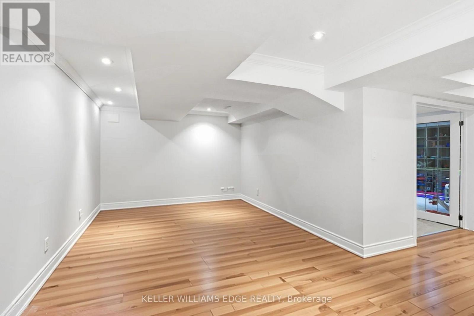 3256 Raspberry Bush Trail, Oakville, ON - Indoor Photo Showing Other Room