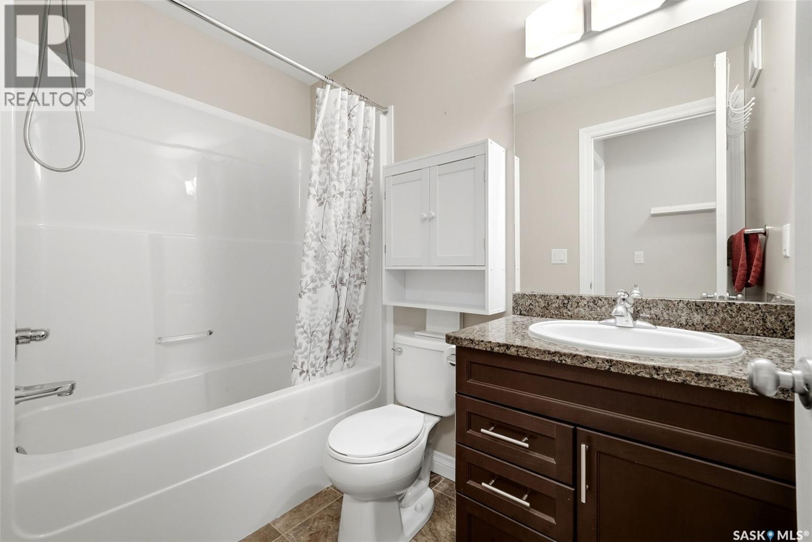 119 3630 Haughton Road E, Regina, SK - Indoor Photo Showing Bathroom