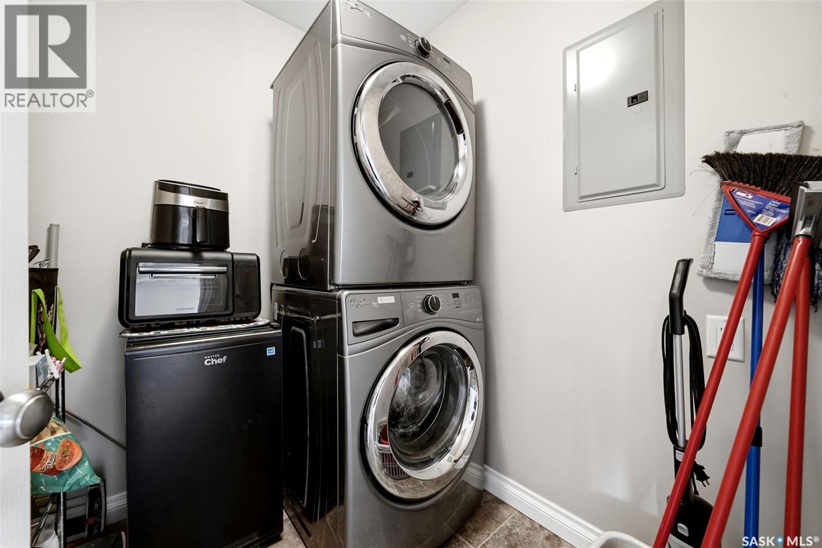 119 3630 Haughton Road E, Regina, SK - Indoor Photo Showing Laundry Room