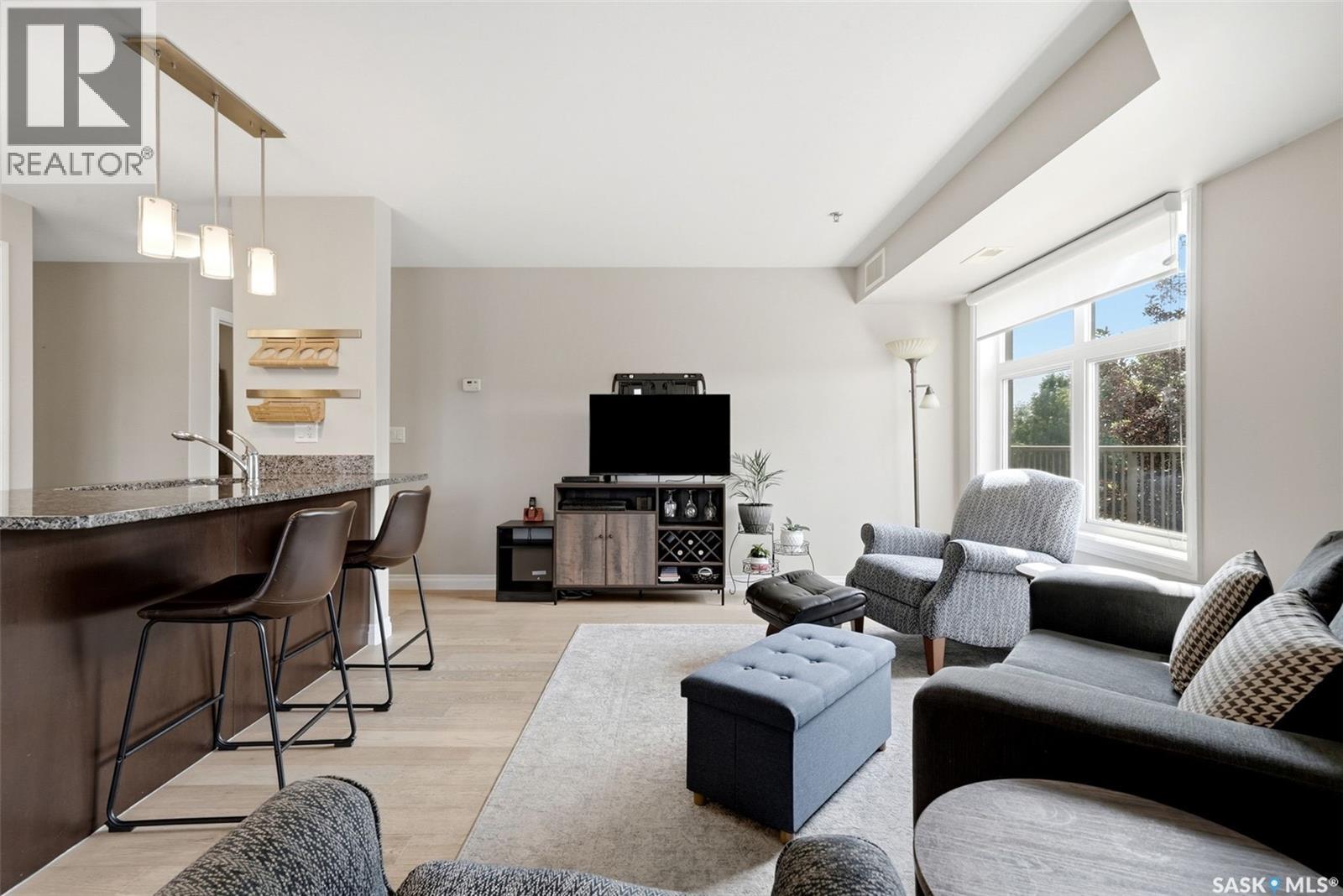 119 3630 Haughton Road E, Regina, SK - Indoor Photo Showing Living Room