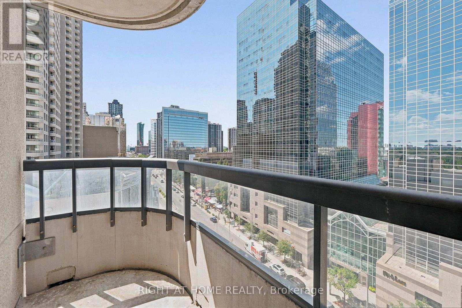 610 - 33 Empress Avenue, Toronto, ON - Outdoor With Balcony