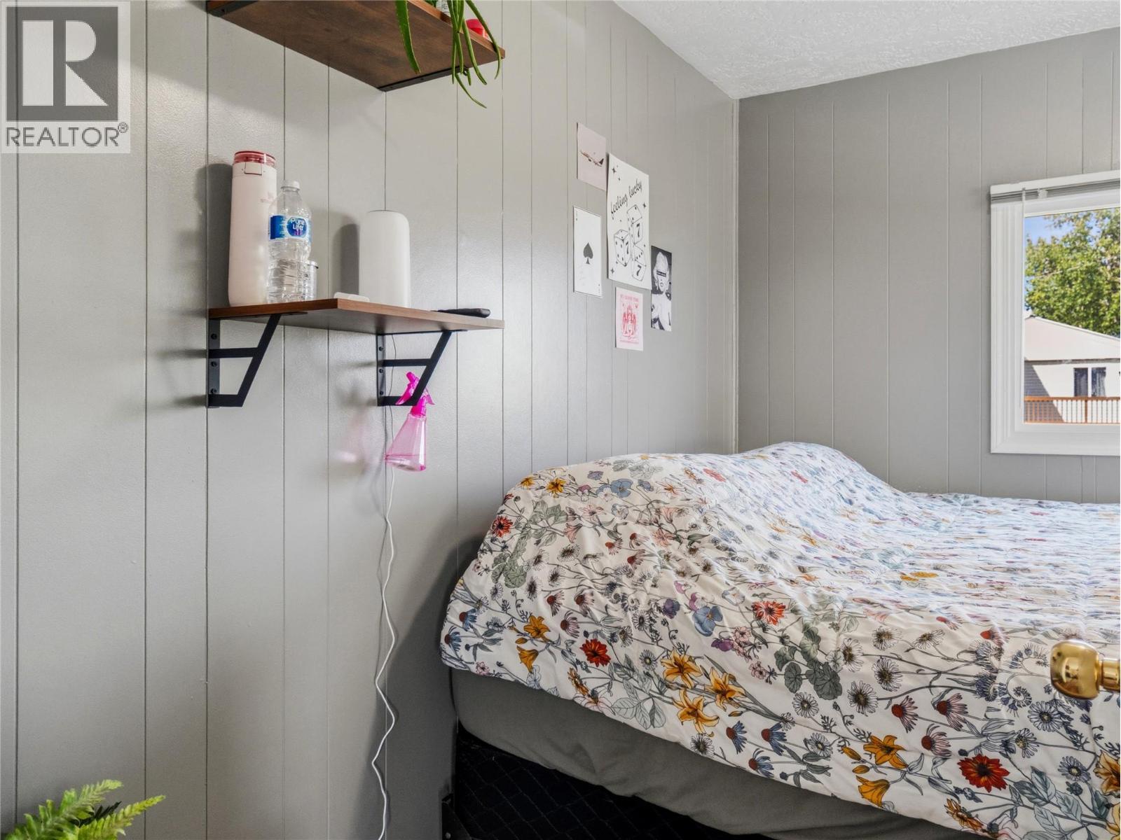 9901 2 Street, Dawson Creek, BC - Indoor Photo Showing Bedroom