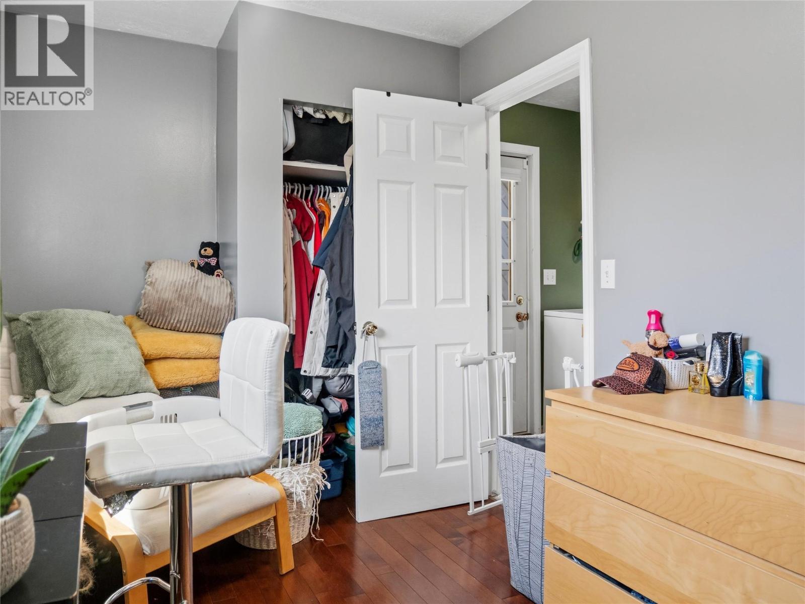 9901 2 Street, Dawson Creek, BC - Indoor