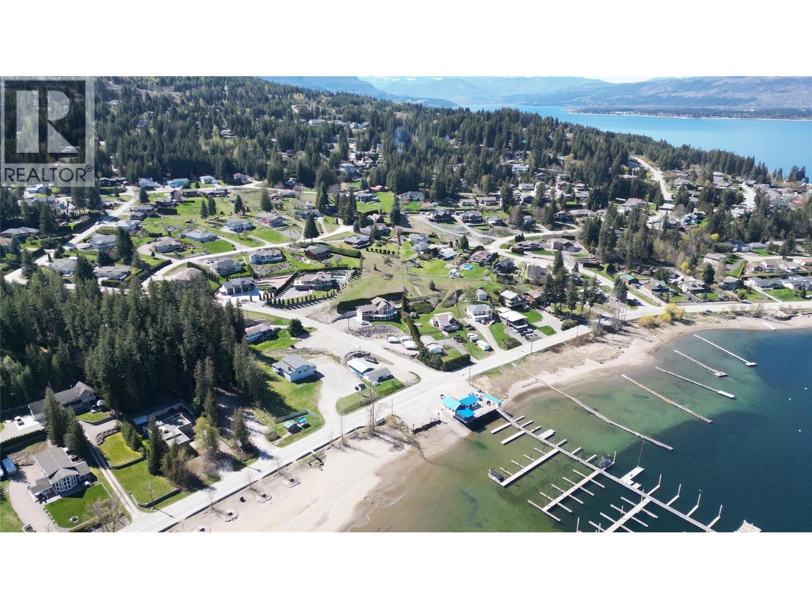 Walking distance to marina and beach - Lot 38 Sunrise Boulevard, Blind Bay, BC