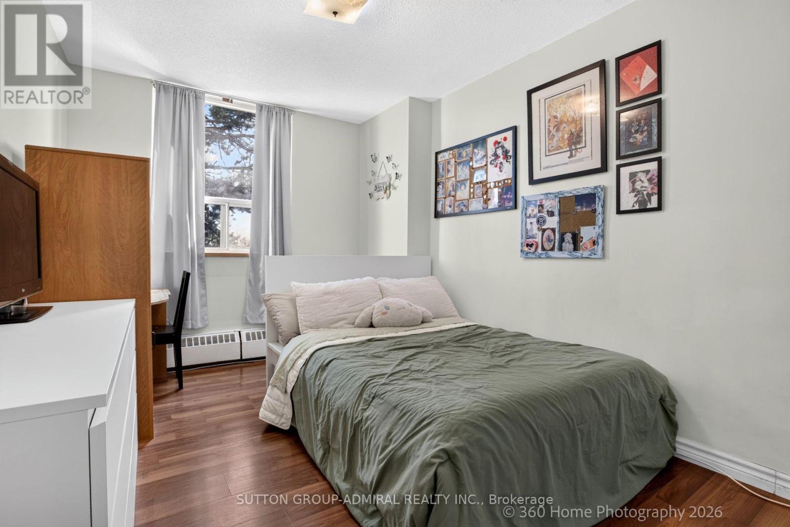 202 - 80 Grandravine Drive, Toronto, ON - Indoor Photo Showing Bedroom