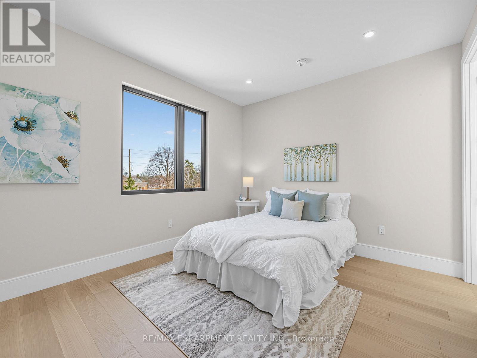 2488 Bridge Road, Oakville, ON - Indoor Photo Showing Bedroom
