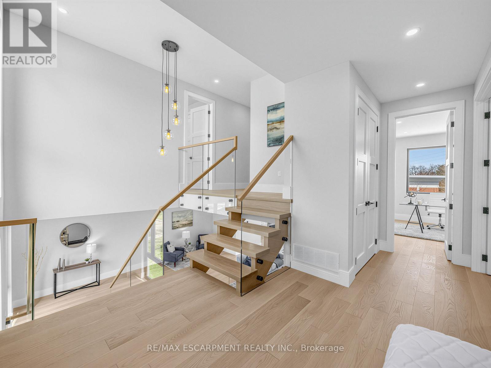 2488 Bridge Road, Oakville, ON - Indoor Photo Showing Other Room