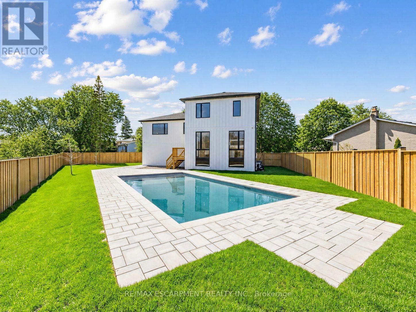 2488 Bridge Road, Oakville, ON - Outdoor With In Ground Pool With Backyard