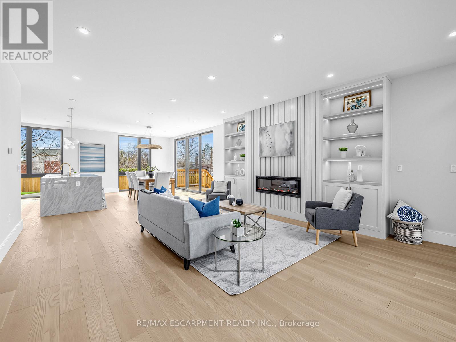 2488 Bridge Road, Oakville, ON - Indoor Photo Showing Living Room With Fireplace