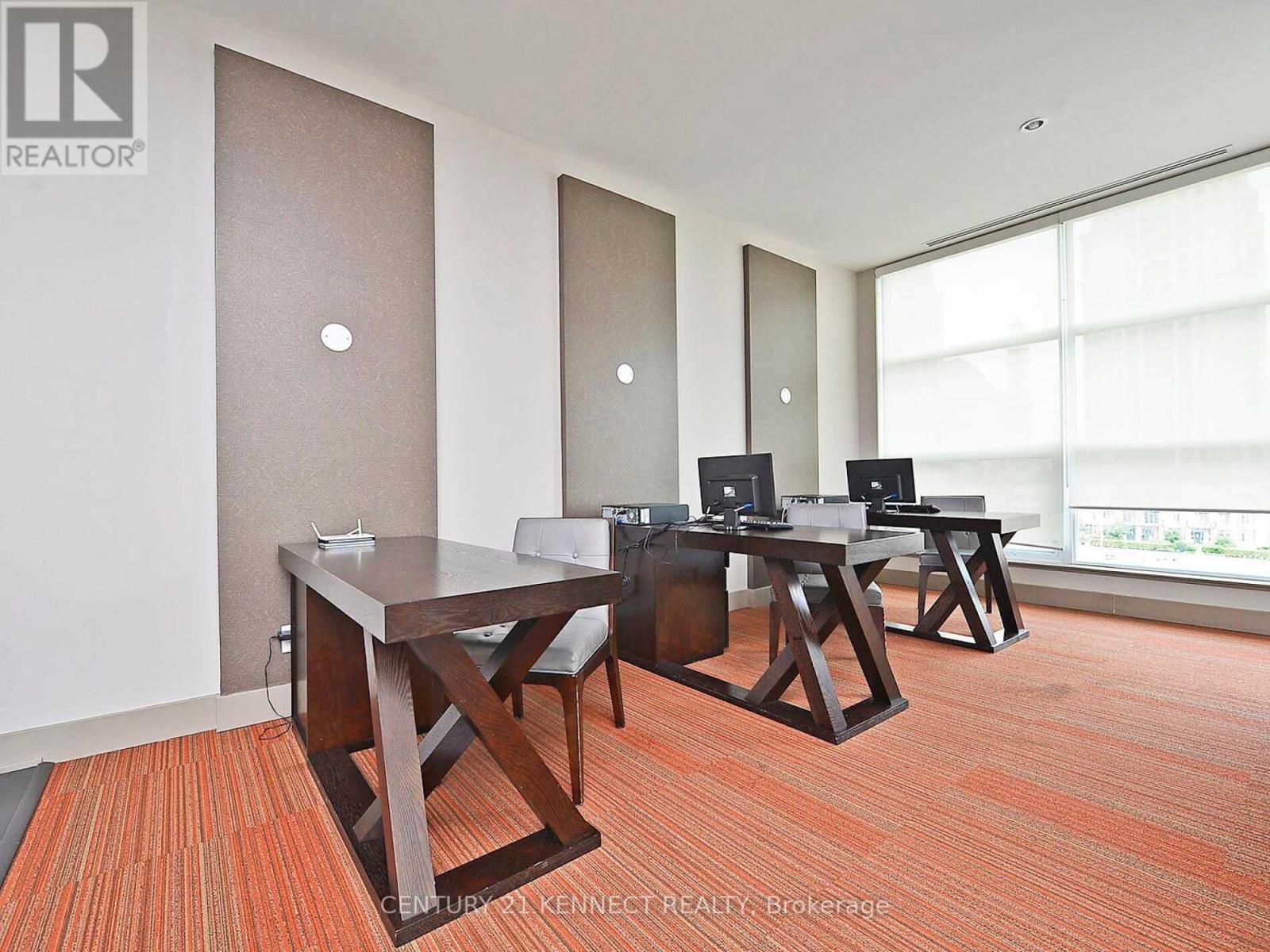 3910 - 4070 Confederation Parkway, Mississauga, ON - Indoor