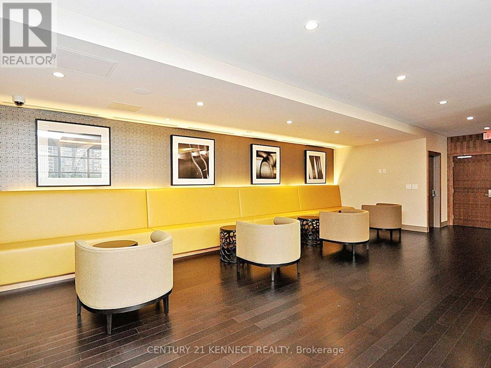 3910 - 4070 Confederation Parkway, Mississauga, ON - Indoor Photo Showing Other Room