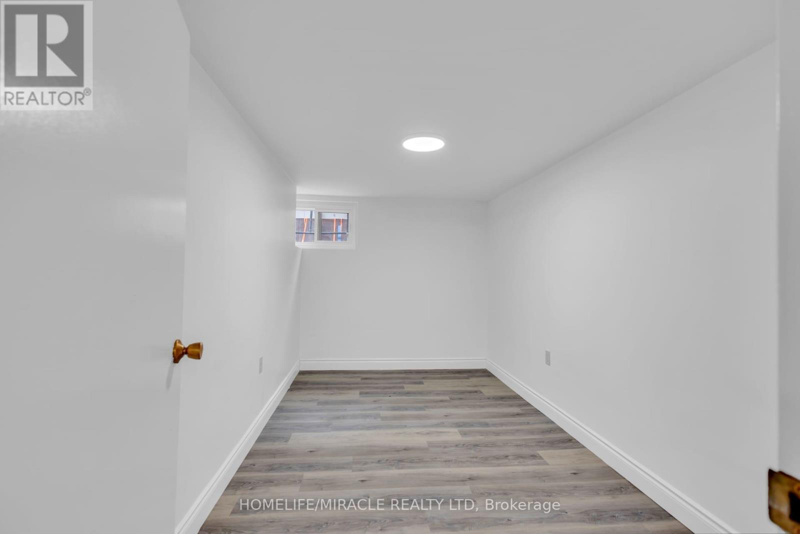 72 Massey Avenue, Kitchener, ON - Indoor Photo Showing Other Room