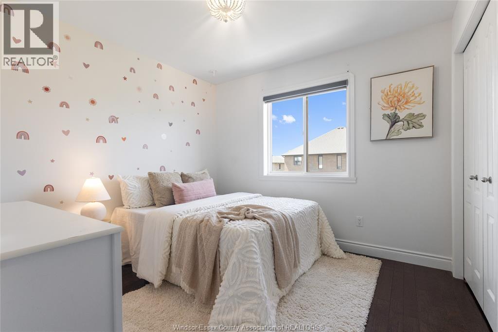 1467 Inverness, Windsor, ON - Indoor Photo Showing Bedroom