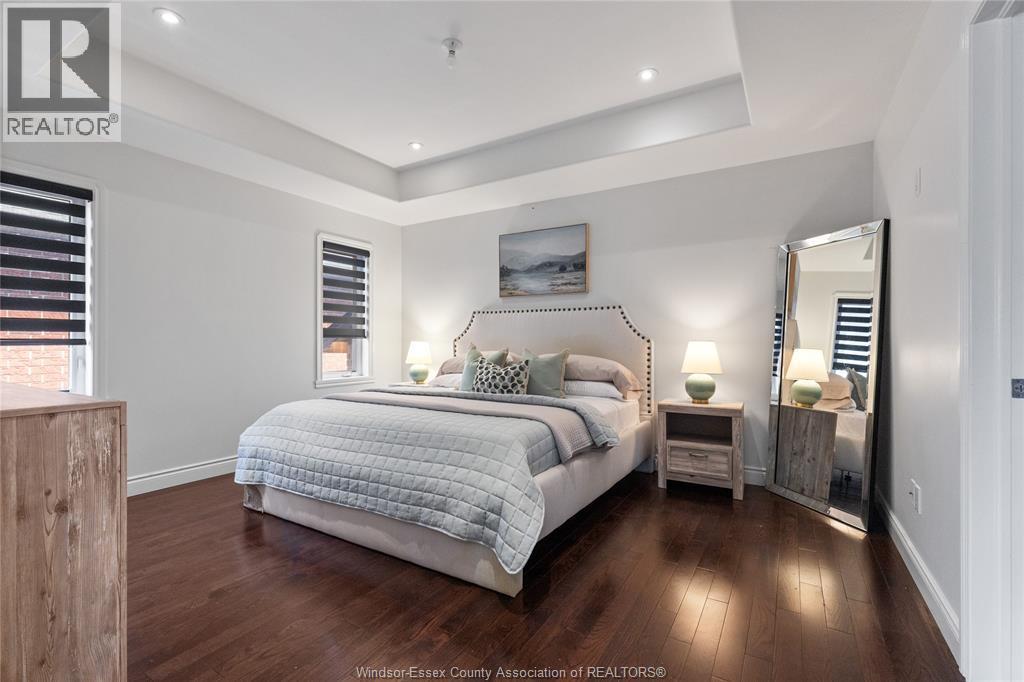 1467 Inverness, Windsor, ON - Indoor Photo Showing Bedroom