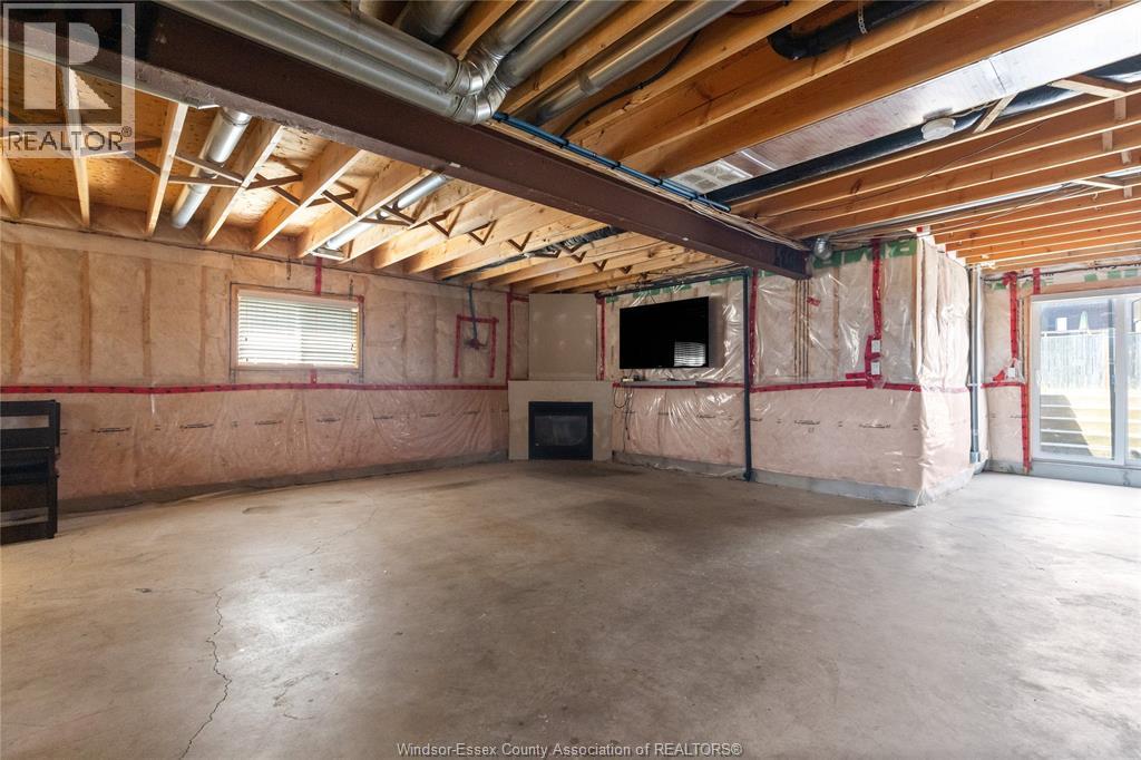 1467 Inverness, Windsor, ON - Indoor Photo Showing Basement