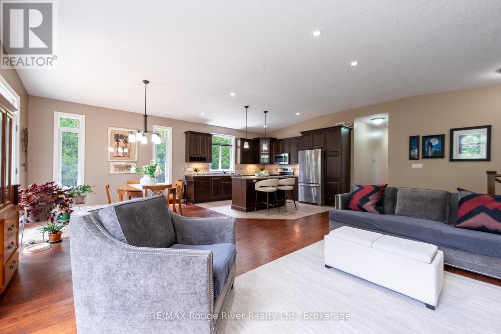 149 Pine Tree Lane, Cramahe (Colborne), ON - Indoor Photo Showing Living Room