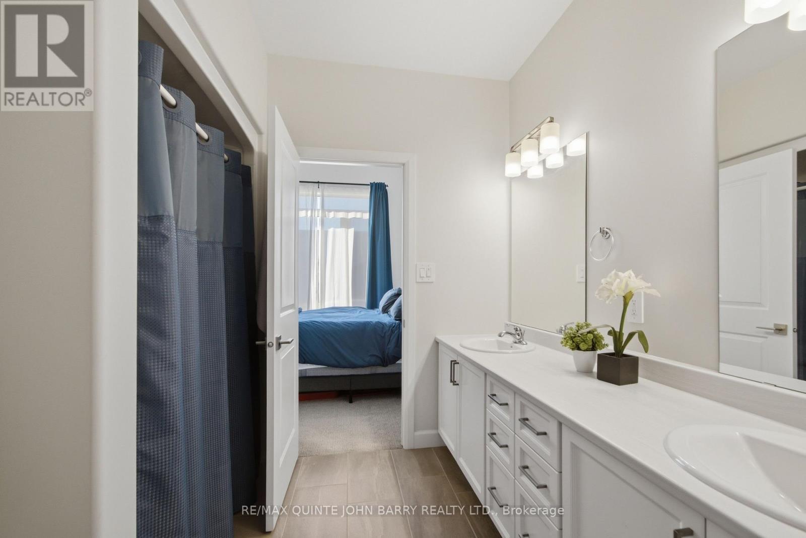 55 Athabaska Drive, Belleville (Thurlow Ward), ON - Indoor Photo Showing Bathroom