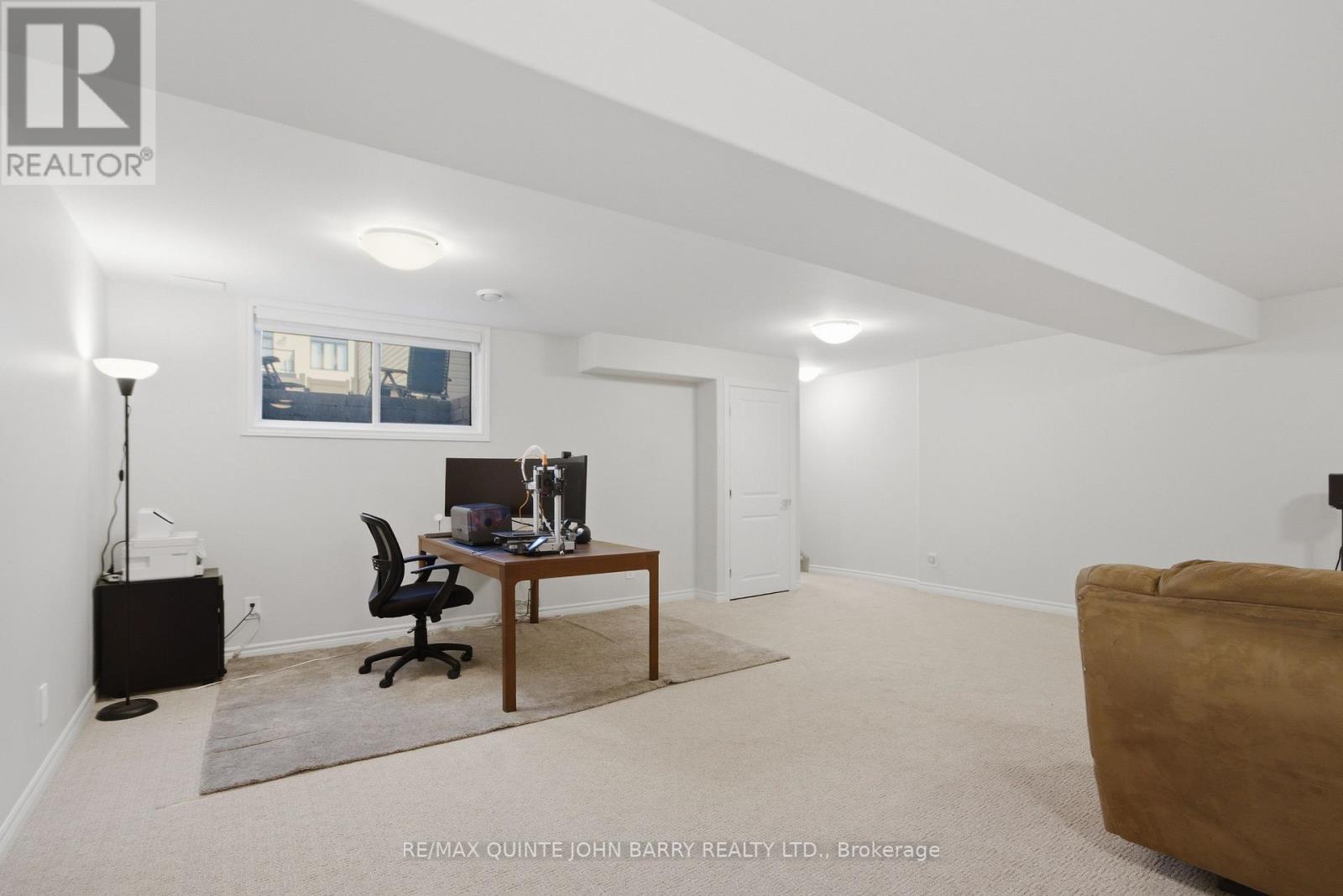 55 Athabaska Drive, Belleville (Thurlow Ward), ON - Indoor