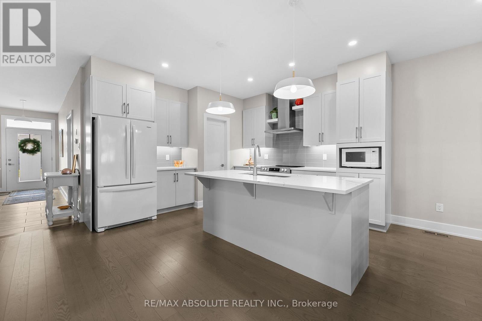 22 Ernie Godin Way, Arnprior, ON - Indoor Photo Showing Kitchen With Upgraded Kitchen